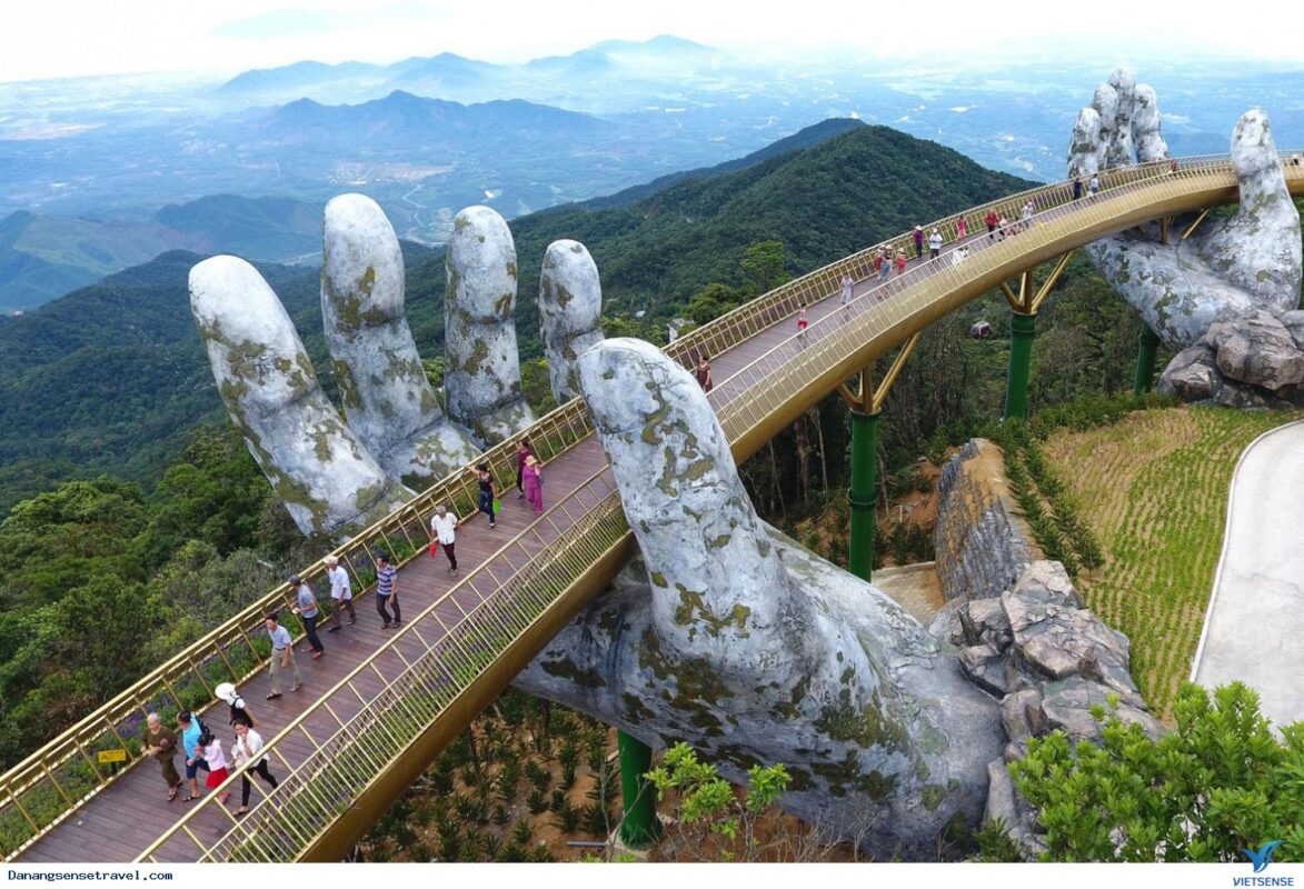 (CODE: NV251022.03) DANANG – HUE – QUANG BINH – HOI AN  Duration: 7 DAYS 6 NIGHTS