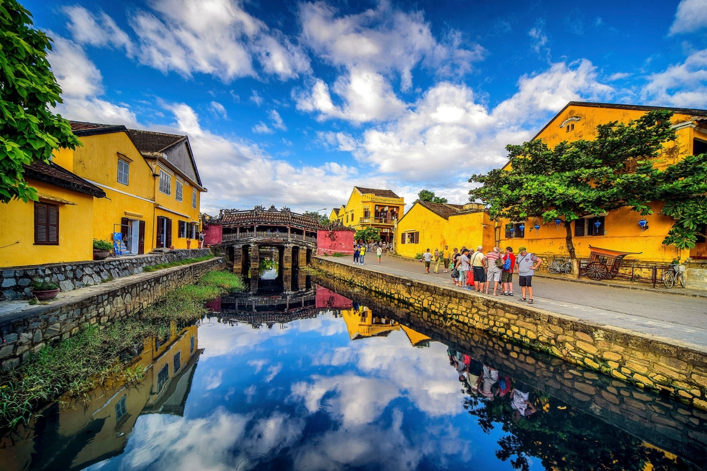 http://HANOI%20–%20HẠ%20LONG%20-%20HUE%20–%20HOI%20AN%20–%20HO%20CHI%20MINH%20–%20PHAN%20THIET%20(08%20days%20–%2007%20nights)
