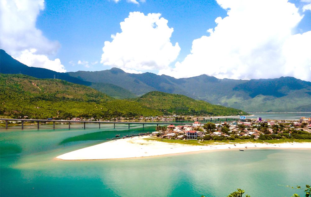 http://NHA%20TRANG%20TOUR%20(6%20DAYS/5%20NIGHTS)