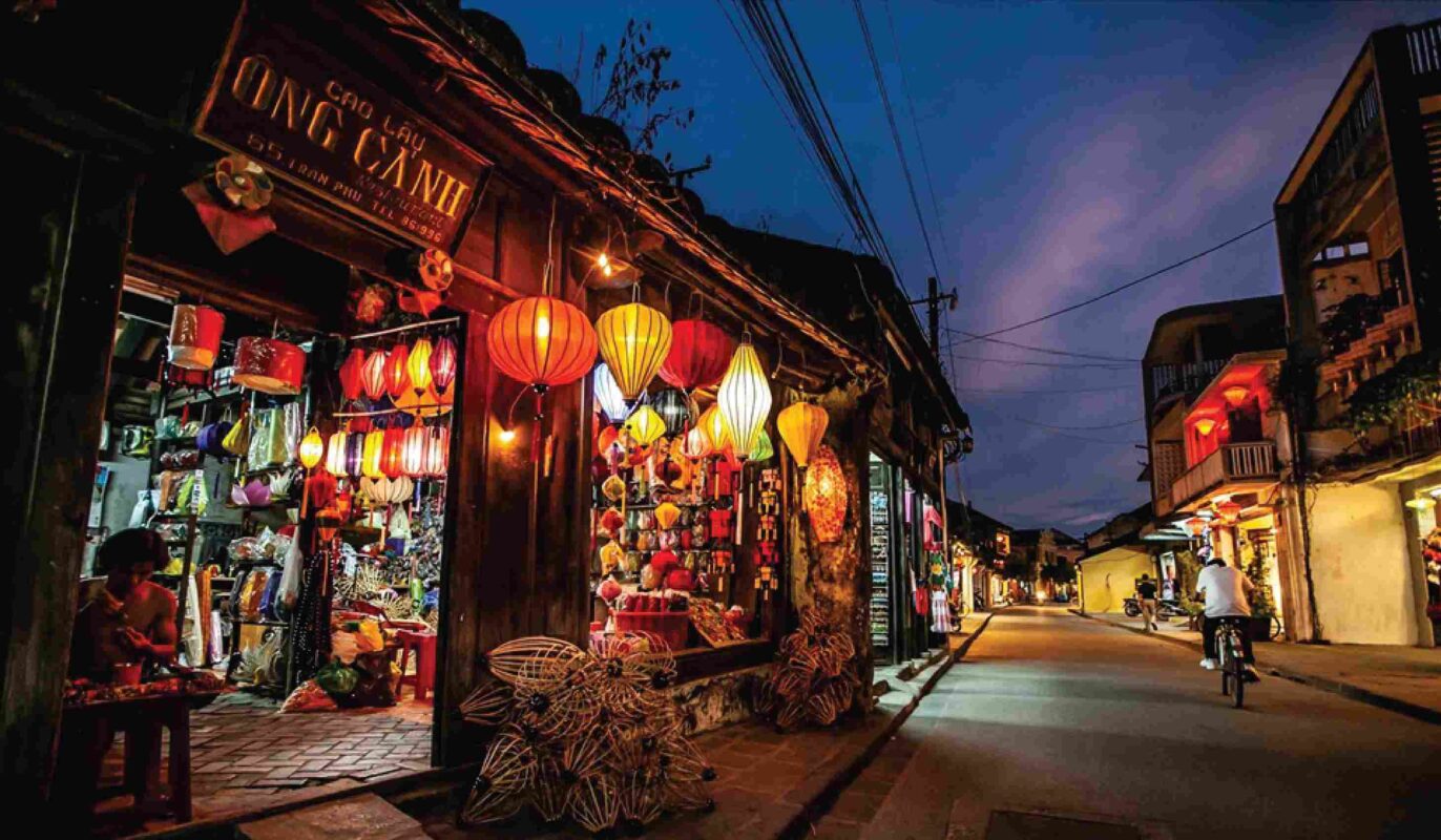 TOUR DU LỊCH HỘI AN 3 NGÀY 2 ĐÊM – KHÁM PHÁ PHỐ CỔ, BIỂN ĐẸP VÀ ẨM THỰC MIỀN TRUNG
